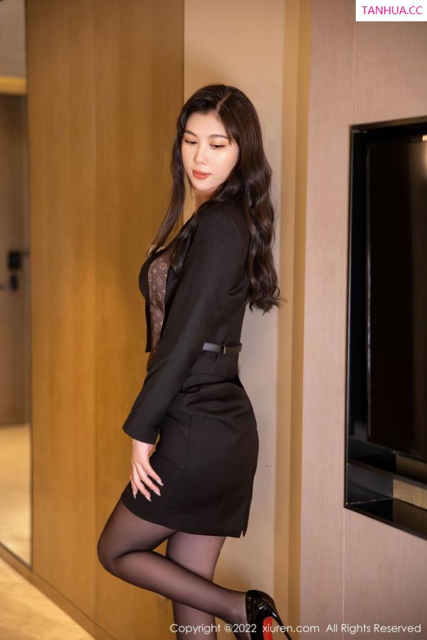 李雅柔  [XiuRen]高清写真图 2022.08.22 No.5471 李雅柔182CM第14张图片